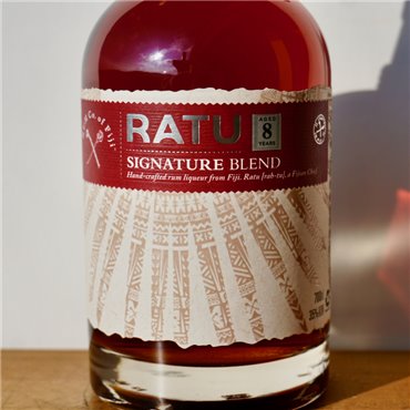 Rum - Ratu 8 Years Signature Blend / 70cl / 35%