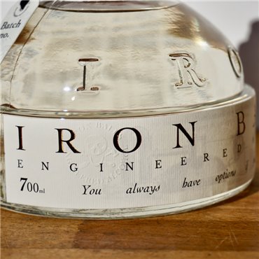 Gin - Iron Balls Bangkok Gin / 70cl / 40%