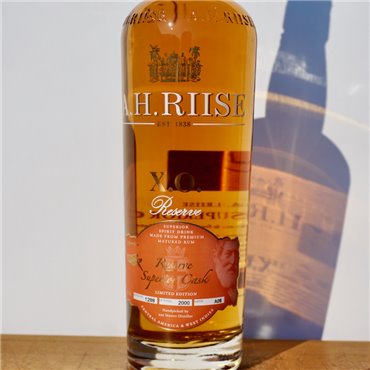 Rum - A.H. Riise XO Reserve Superior Cask / 70cl / 40%