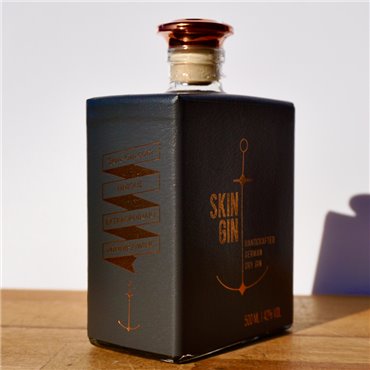 Gin - Skin Gin Anthrazit / 50cl / 42%