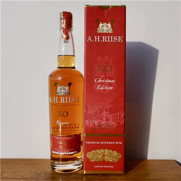 Rum - A.H. Riise XO Christmas Edition / 70cl / 40%