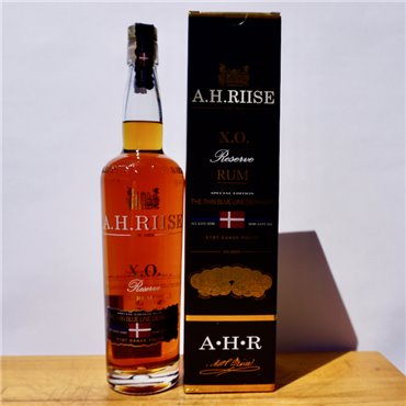 Rum - A.H. Riise XO Reserve Thin Blue Linie / 70cl / 40%