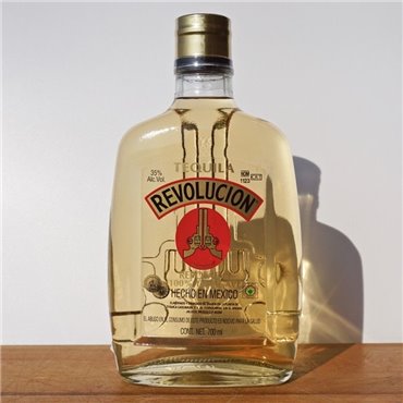 Tequila - Revolucion Reposado / 70cl / 35% Tequila Reposado 53,00 CHF