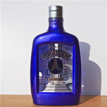 Tequila - Revolucion 100 Proof Blue / 70cl / 50% Tequila Blanco 71,00 CHF