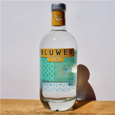Gin - Bluwer Invisible Gin / 70cl / 37.5%