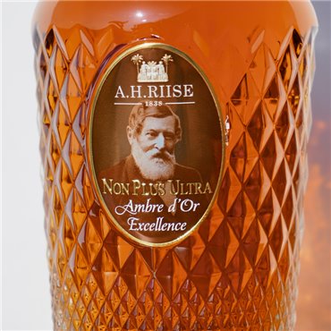 Rum - A.H. Riise Non Plus Ultra Ambre D'Or / 70cl / 45%