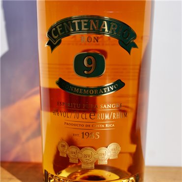 Rum - Centenario Conmemorativo 9 Years / 70cl / 40%