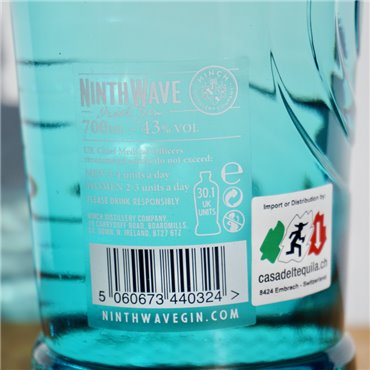 Gin - Ninth Wave Irish Gin / 70cl / 43%