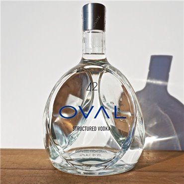 Vodka - Oval 42 / 70cl / 42% Vodka 41,00 CHF