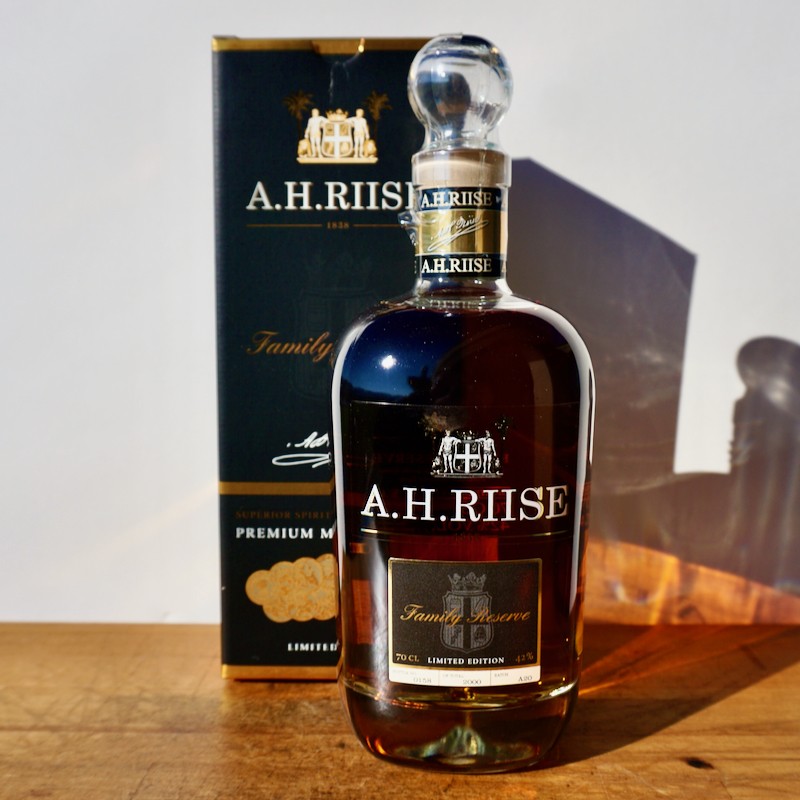 Rum - A.H. Riise Family Reserve / 70cl / 42%