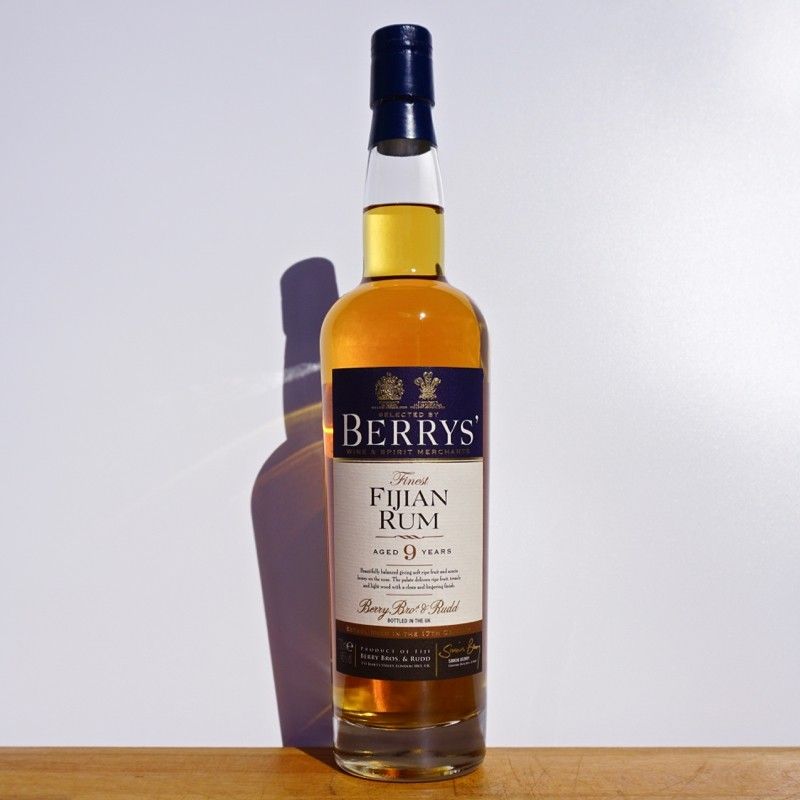 Rum - Berry's Own Finest Fijian Rum 2001 / 70cl / 46% Rum 89,00 CHF