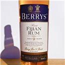 Rum - Berry's Own Finest Fijian Rum 2001 / 70cl / 46% Rum 89,00 CHF