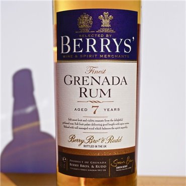 Rum - Berry's Own Finest Grenada Rum 2003 / 70cl / 46% Rum 81,00 CHF