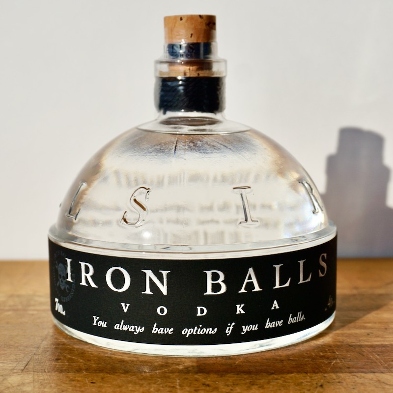 Vodka - Iron Balls Bangkok / 70cl / 40%