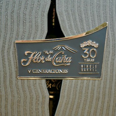 Flor de Cana V Generaciones 30 Years 1988 Single Barrel Rum / 70cl / 40%