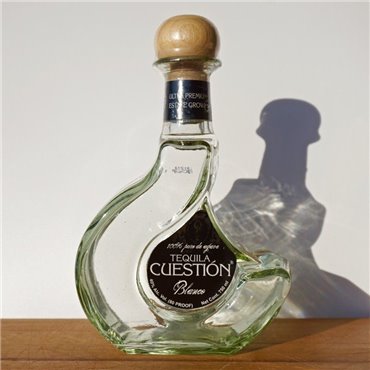 Tequila - Cuestion Blanco / 75cl / 40% Tequila Blanco 53,00 CHF