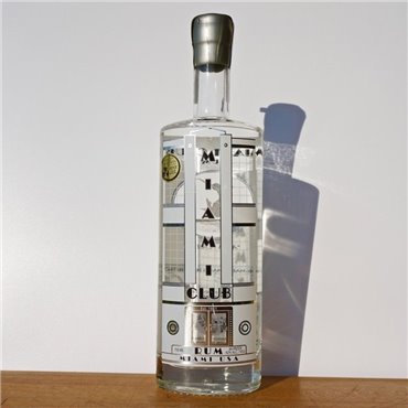 Rum - Miami Club / 75cl / 42% Rum 64,00 CHF