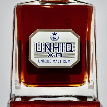 Rum - UNHIQ XO / 50cl / 42%