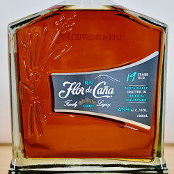 Rum - Flor de Cana Centenario 19 Years / 70cl / 45%