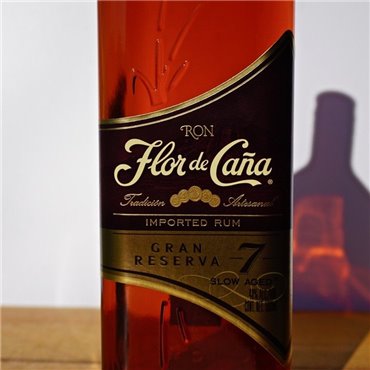 Rum - Flor de Cana Gran Reserva 7 Years Liter / 100cl / 40% Rum 43,00 CHF