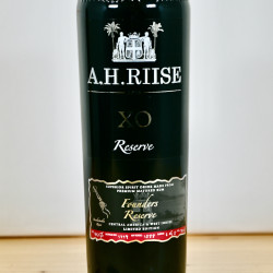 Rum - A.H. Riise Founders Reserve 4th Edition Red / 70cl / 45.1%