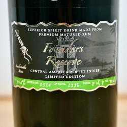 Rum - A.H. Riise Founders Reserve 6th Edition Green / 70cl / 45.5%