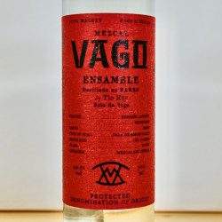 Mezcal - Vago Ensamble en Barro by Tio Rey Espadin, Coyote, Mexicano / 70cl / 49.5%