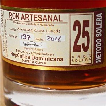 Rum - Opthimus 25 Years Solera / 70cl / 38% Rum 99,00 CHF