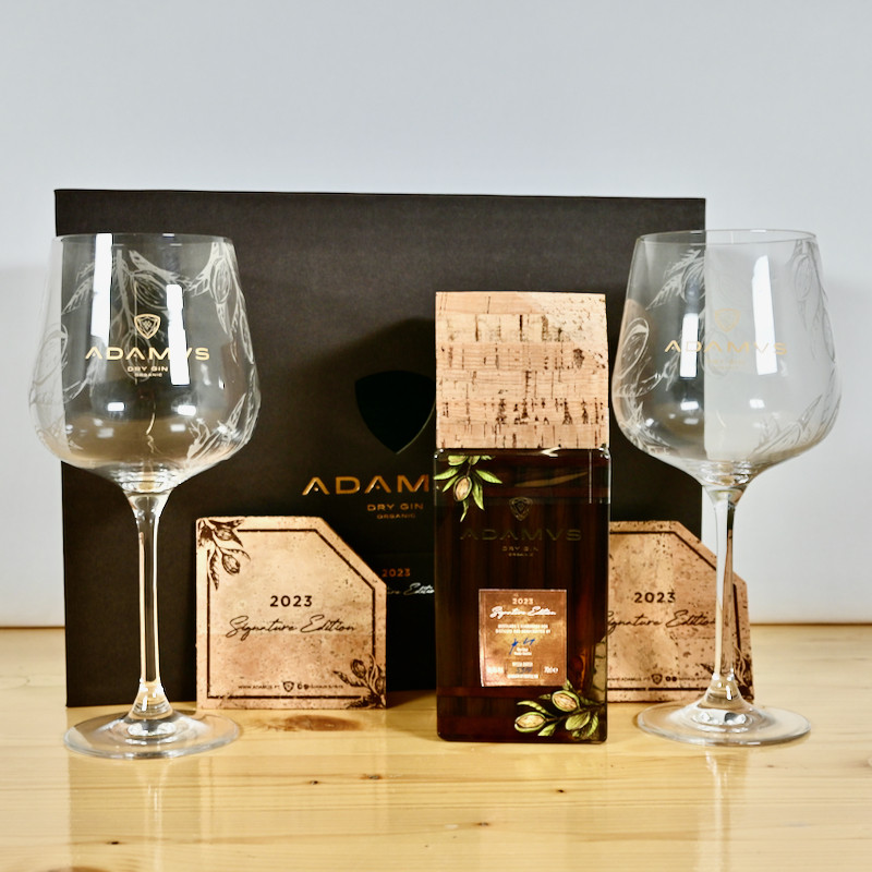 Gin - Adamus Dry Gin 2023 Barrique Signature Edition Gift Box / 70cl / 44.4%