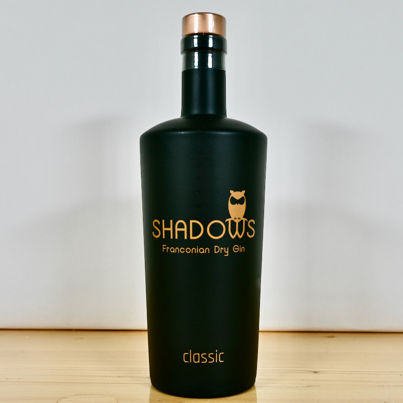 Gin - Shadows Franconian Dry Gin Classic / 50cl / 43%