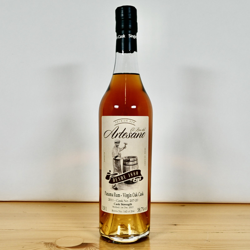 Rum - Artesano Panama Virgin Oak Cask 2011 Cask Strength / 50cl / 58.7%