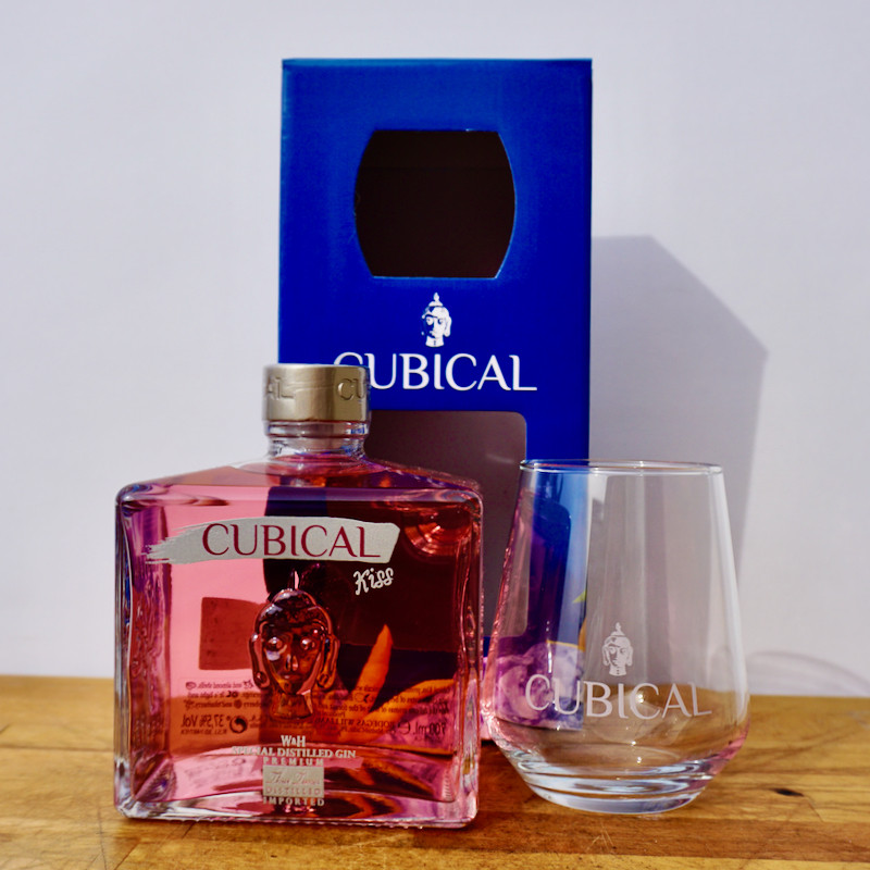 Cubical Special Distilled Gin Kiss / 70cl / 37.5%