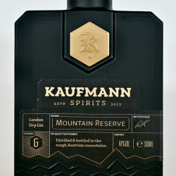 Kaufmann Spirits Mountain Gin Reserve / 50cl / 41%