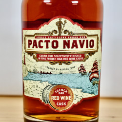 Pacto Navio Red Wine Cask Finish Rum / 70cl / 40%