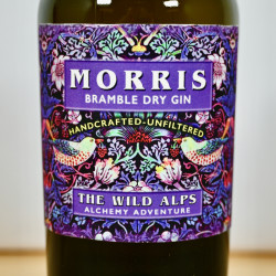 Morris Bramble Dry Gin by The Wild Alps / 50cl / 47%