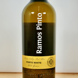 Ramos Pinto White Port / 75cl / 19.5%