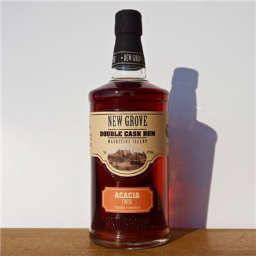 Rum - New Grove Double Cask Acacia Finish / 70cl / 47% Rum 71,00 CHF