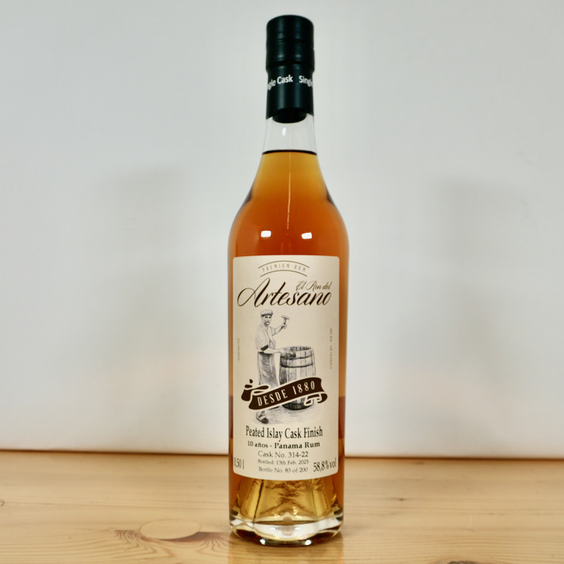 Rum - Artesano Panama Peated Islay Cask Finish 10 Years / 50cl / 58.8%