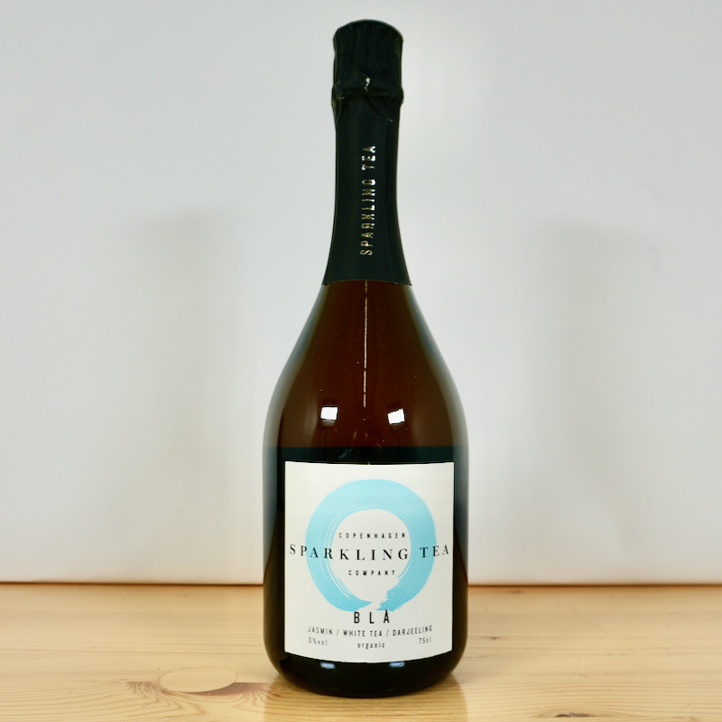 Copenhagen Sparkling Tea BLA Jasmin / White Tea / Darjeeling Alcohol-Free / 75cl / 0.0%