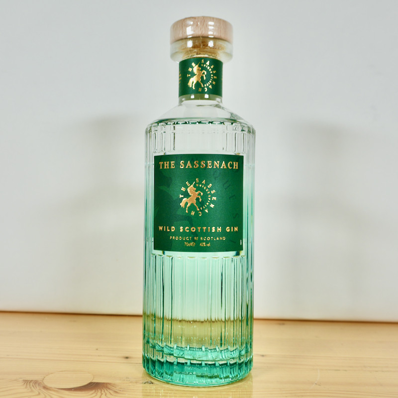 The Sassenach Wild Scottish Gin by Sam Heughan / 70cl / 42%
