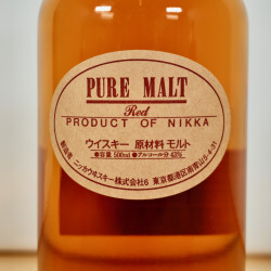 Nikka Pure Malt Red Whisky Fruity & Soft / 50cl / 43%