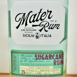 Mater Purple Cane Single Rum by Distilleria Alma / 70cl / 53.5%