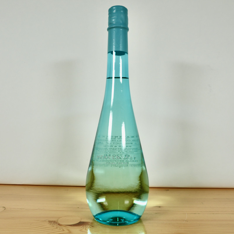 Heavensake Junmai Ginjo Azur Dewazakura Sake / 72cl / 15%