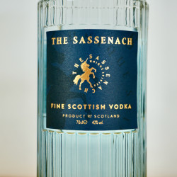 The Sassenach Fine Scottish Vodka by Sam Heughan / 70cl / 42%