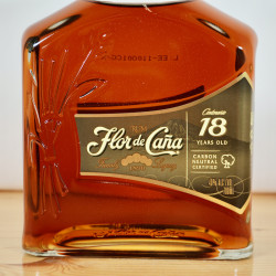 Rum - Flor de Cana Centenario 18 Years / 70cl / 40%