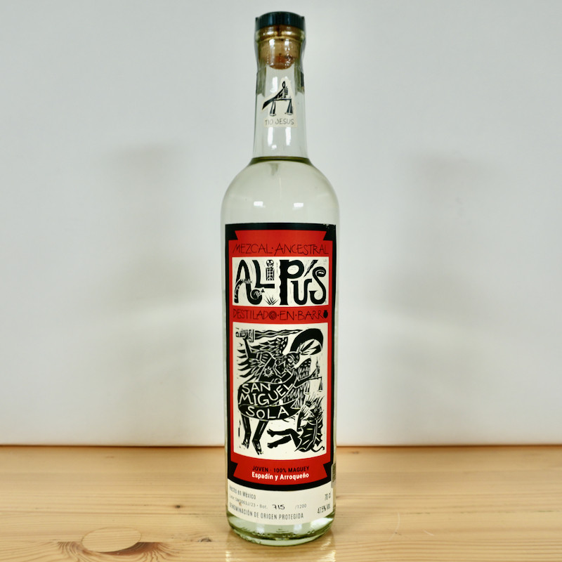 Alipus San Miguel Sola Mezcal Espadin y Arroqueño Destilado en Barro, 70 cl, 45.7 % vol.