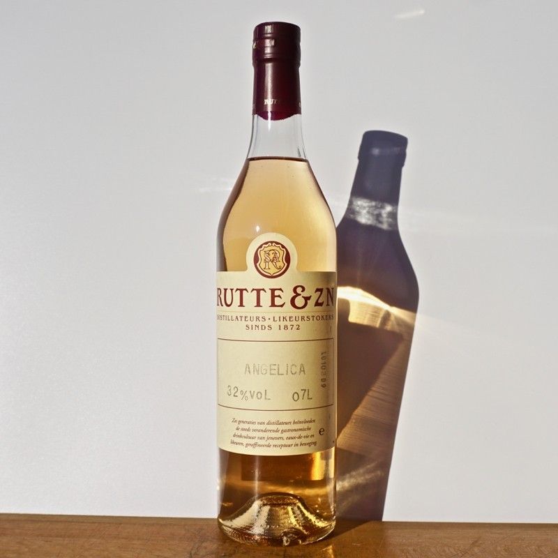 Liqueur - Rutte Angelica Liqueur / 70cl / 32% Liqueur 29,00 CHF