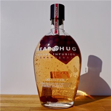 Liqueur - Bear Hug Vodka Cranberry Infusion / 100cl / 21% Liqueur 45,00 CHF