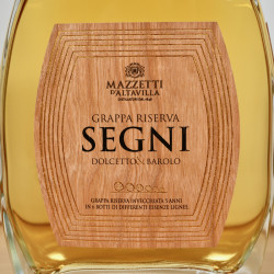 Mazzetti Momento Elevato Grappa Riserva Segni, Geschenkset, 70 cl, 43 % vol.