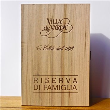 Grappa - Villa De Varda Stravecchia Nonno Giovanni / 70cl / 40% Grappa 99,00 CHF